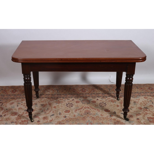 232 - A GOOD WILLIAM IV MAHOGANY DINING TABLE the rectangular hinged top above a moulded apron on lobed ta... 