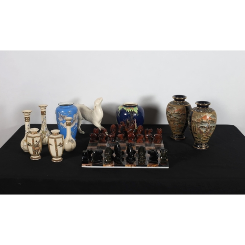 417 - A MARBLE AND POLISHED STONE CHESS SET with board, A CROWN DEVON FIELDINGS FAIRYTALE VASE, A PAIR OF ... 