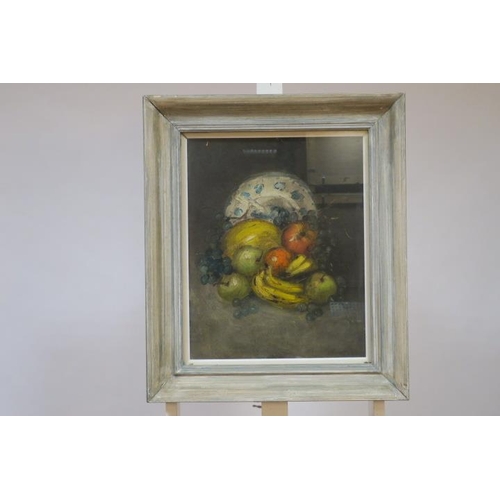 635 - STILL LIFE
Fruit and Bowl on a Table 
Oil on board
Inscribed verso Michael Gemmell 1993
50cm (h) x 3... 