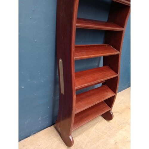 386 - A VICTORIAN STYLE MAHOGANY SIX THREAD FOLDING LIBRARY STEPS on moulded supports 110cm (h) x 50cm (w)... 