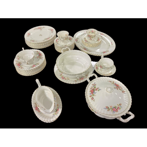 540 - A FORTY THREE PIECE ROYAL ALBERT BONE CHINA PART DINNER AND TEA SET Moss Rose Pattern