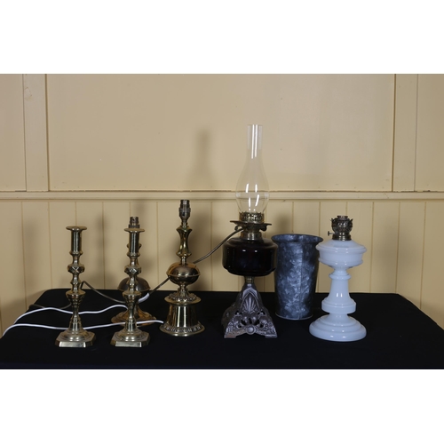 365 - A MISCELLANEOUS COLLECTION to include a pair of brass candlesticks, an opaline glass part oil lamp, ... 