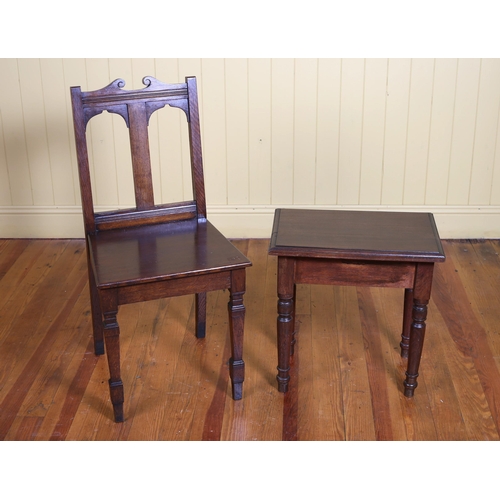 424 - A VINTAGE OAK HALL CHAIR with panelled seat on square moulded legs, A VINTAGE OAK TABLE on baluster ... 