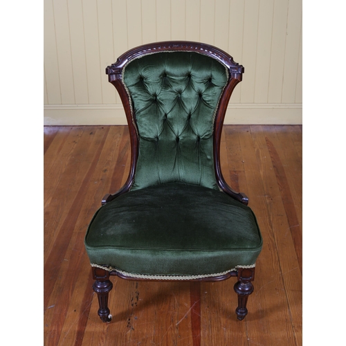 218 - AN EDWARDIAN MAHOGANY AND UPHOLSTERED LADIES CHAIR with deep buttoned upholstered back and seat on f... 