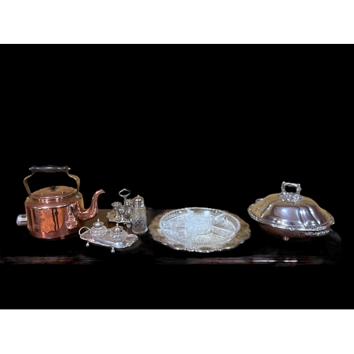 120 - A MISCELLANEOUS COLLECTION to include a copper kettle, copper jelly mould, a silver desk stand with ... 