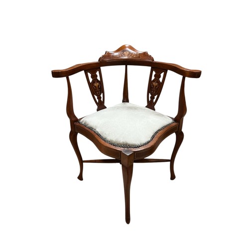 84 - A 19TH CENTURY MAHOGANY PARCEL GILT AND UPHOLSTERED SIDE CHAIR the pierced carved top rail above an ... 