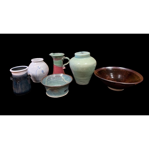 310 - A COLLECTION OF GLAZED POTTERY to include some Louis Mulcahy examples, bowls, jugs, vases and lidded... 