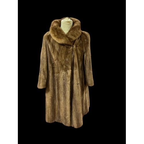 69 - A SWEARS AND WELLS (CANADA) MINK COAT Size 14-16