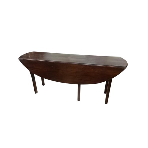 529 - A GEORGIAN STYLE MAHOGANY HUNT TABLE the oval hinged top raised on square moulded legs 77cm (h) x 47... 