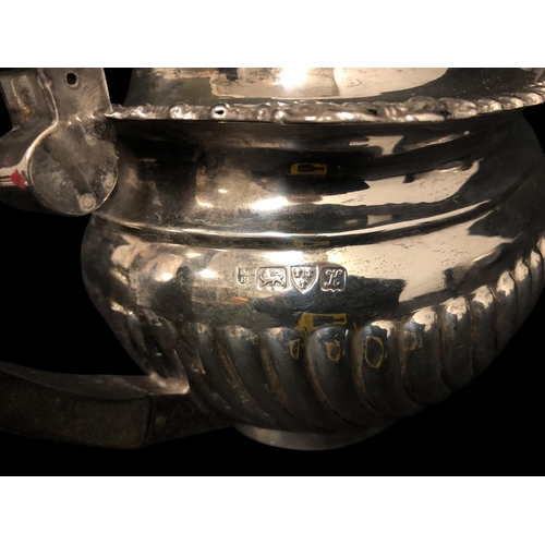 442 - ***WITHDRAWN***AN ENGLISH THREE-PIECE SILVER TEA SET Chester 1910, mark of George Nathan & Ridley Ha... 