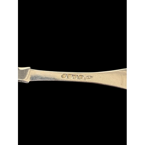 477 - A LARGE COLLECTION OF FLATWARE IN KING'S AND QUEEN'S PATTERN to include a set of six marked for Samu... 