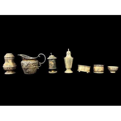 478 - A COLLECTION OF STERLING SILVER ITEMS comprising a pepperette stamped 'London 1936' maker's mark 'Ca... 