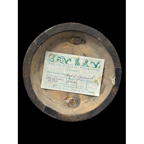 476 - A LARGE COLLECTION OF DECORATIVE HOMEWARE to include a pair of Royal Winton Grimwades 'Rosebud' wall... 