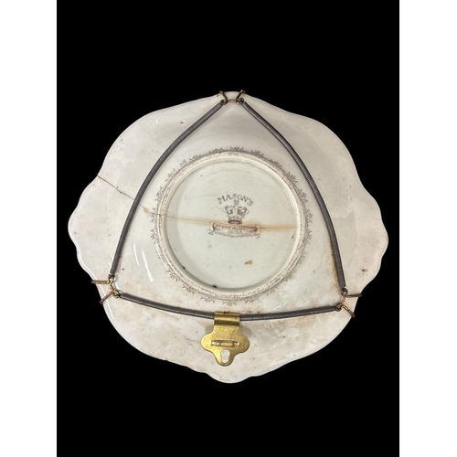 478 - A MISCELLANEOUS COLLECTION OF PORCELAIN AND STONEWARE to include a Mason's Ironstone China ginger ja... 