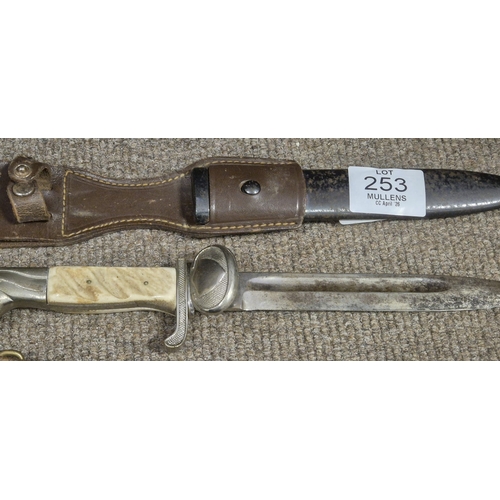 253 - A BOER WAR PERIOD BRITISH LEE METFORD BAYONET in original scabbard with frog together with a Norwegi... 