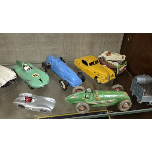 265 - CORGI TOYS: No. 1100 'Carrimore' low loader. In original box. In a yellow and blue colourway togethe... 