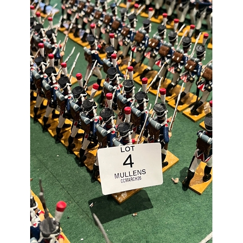 4 - MODEL SOLDIERS: Russian troops. Napoleonic era.