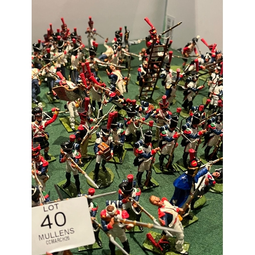 40 - MODEL SOLDIERS: Infantrymen, riflemen, etc.