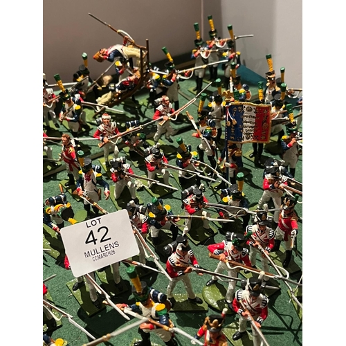42 - MODEL SOLDIERS: Various regiments. Mainly riflemen to include fallen soldiers, etc.