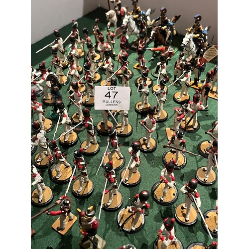 47 - MODEL SOLDIERS: Various makers. Cavalry, infantrymen, etc.