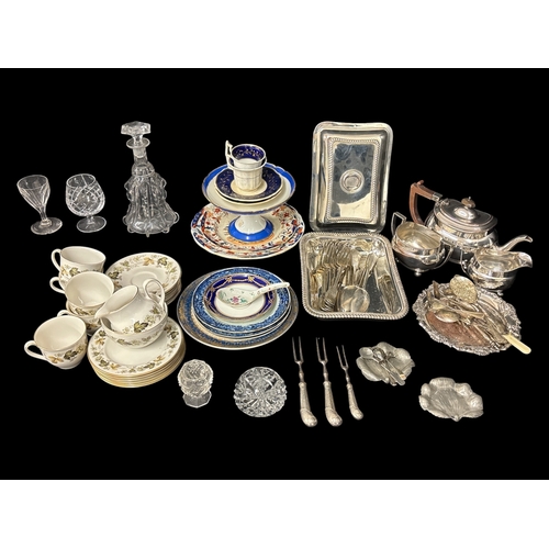 272 - A MISCELLANEOUS COLLECTION to include a Victorian hand blown glass decanter with stopper (AF) 26cm (... 