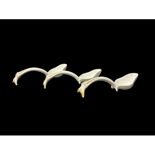 412 - A FIVE PIECE PIRKENHAMMER PORCELAIN TERRINE SET in the 3007 pattern comprising three lidded soup ter... 