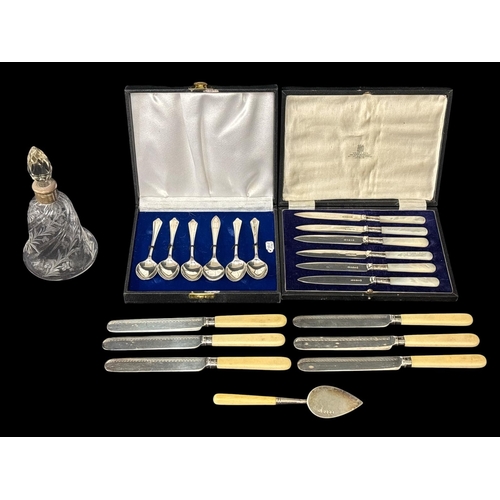 475 - A MIXED COLLECTION OF SILVER comprising six sterling silver demitasse spoons, four marked Dublin 197... 