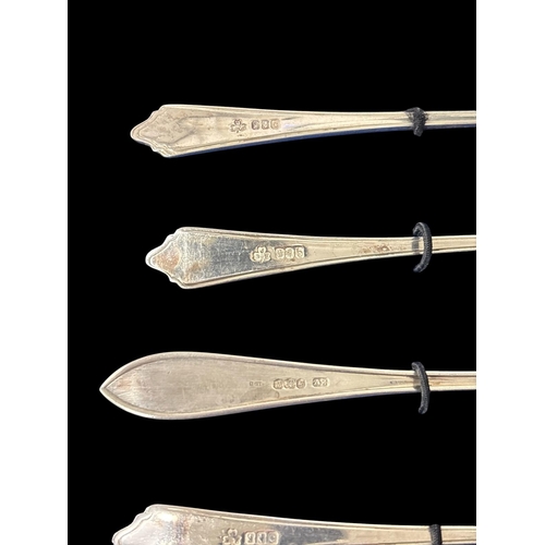475 - A MIXED COLLECTION OF SILVER comprising six sterling silver demitasse spoons, four marked Dublin 197... 