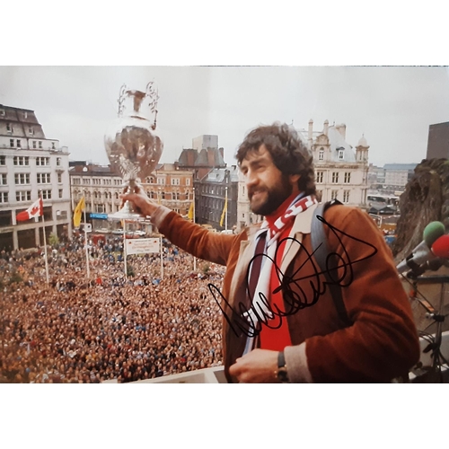 19 - ASTON VILLA, 1982, Aston Villa Champions  Players Official Championship Celebration Brochure, fille... 