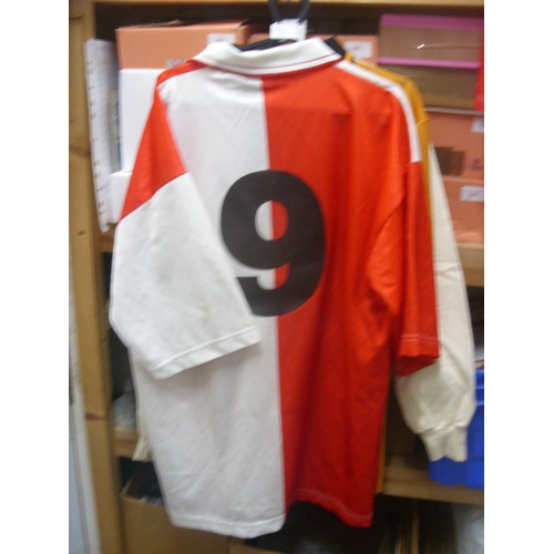 1465 - WALSALL, 1993/1994, a replica home football shirt, MBO, Sponsor: Sign Specialists Limited, Size: 42/... 