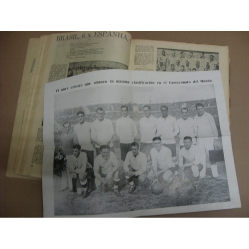 1572 - WORLD CUP, 1950, Brazil, a souvenir magazines 'Gazeta Esportiva Illisterda', 194 Pages, large format... 