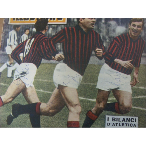 2 - AC MILAN, 1961, Lo Sport Illustrato, Italian Football Magazine 16/11/1961, No 46, autographed to fro... 