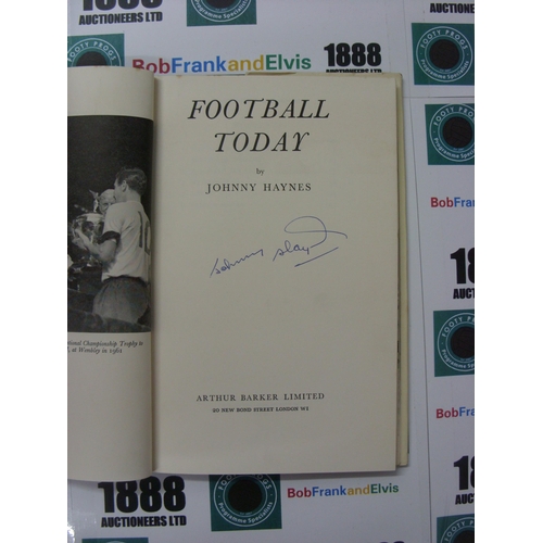 68 - AUTOGRAPHED FOOTBALL BOOK, 1961, a hand signed (by subject) edition of the Soccer Book Club 'Johnny ... 