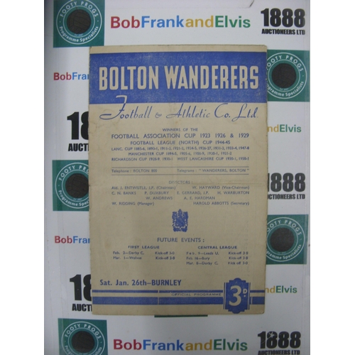 276 - BOLTON WANDERERS, 1951/1952, a football programme from the game versus Burnley, played on 26/01/1952... 