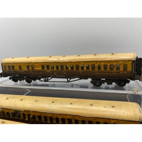 15 - Three Kit-built Metal Vintage Coaches in GWR Livery OO Gauge, dating from 1950's, Detailing to Chass... 