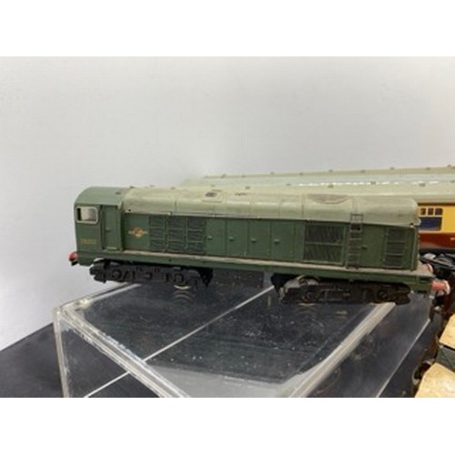 16 - A Mix of Vintage OO Model Railway, Includes 3-Rail Dublo Class 20 D8000 Bo-Bo Diesel plus... Three D... 