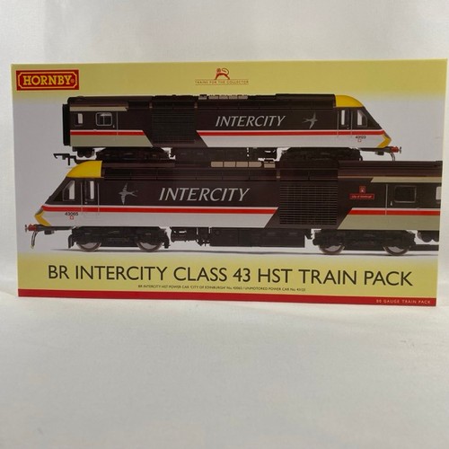 52 - Hornby OO gauge train pack, BR Intercity Class 43 HST, 'City of Edinburgh', power car no. 43065 and ... 