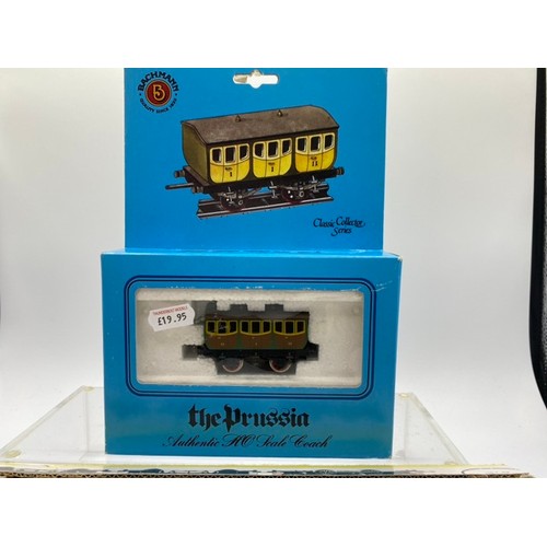 111 - Bachmann 40-0130 0-4-0 Dewitt Clinton train pack & Bachmann 'the Prussia'  OO gauge, appears complet... 