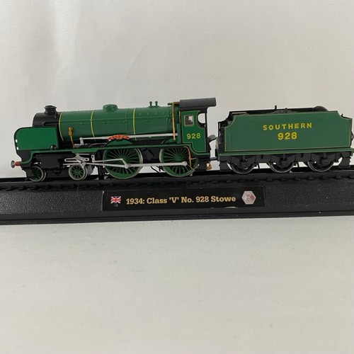 147 - Nine mounted Amercom 1/76 scale model steam locomotives, not motorised, including 928 Stowe, 4472 Fl... 