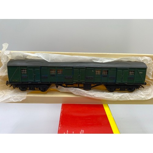 150 - Hornby R4125A, R4125B, R4125C Southern Railway Green Coach Composite Very Good (3), Triang Coach Lug... 