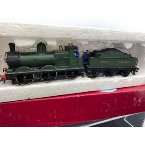 137 - Two DCC fitted GWR steam locomotives OO gauge; Mainline Dean Goods tender 0-6-0 with figures #2517 c... 