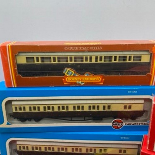 152 - Attractive Chocolate and Cream GWR coaches OO gauge both Hornby and Airfix boxed and ready-to-roll. ... 