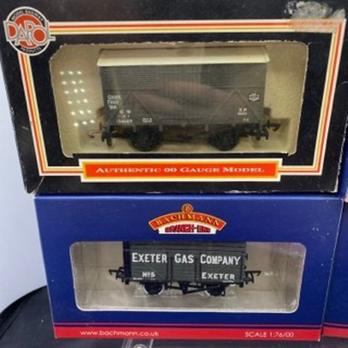 117 - 7 boxed and 4 un-boxed 'OO' gauge Bachmann Private owner wagons, Hornby and Dapol Fruit van and Catt... 