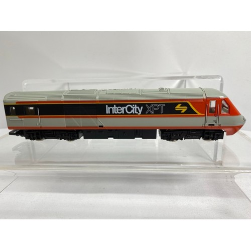 154 - Hornby OO GAUGE R741 Intercity XPT CLASS 43 Power Car with 2 MK3 Coaches, also a Lima coach re-paint... 