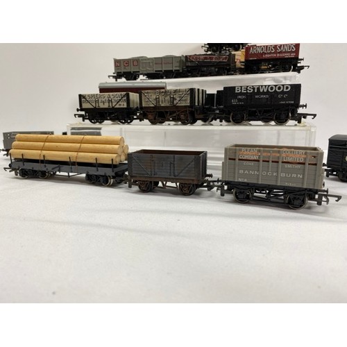 159 - 26 OO gauge Private Owner and other Interesting wagons, including Private Owners Bestwood (5), J.K.H... 