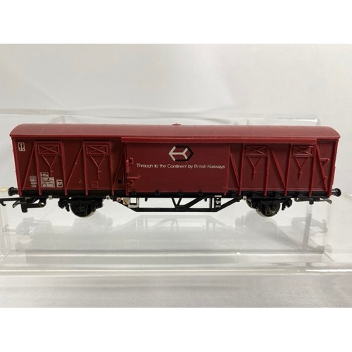 163 - Triang Hornby R738 Anglo Continental Ferry Van boxed with another and other Triang Rolling Stock, R7... 