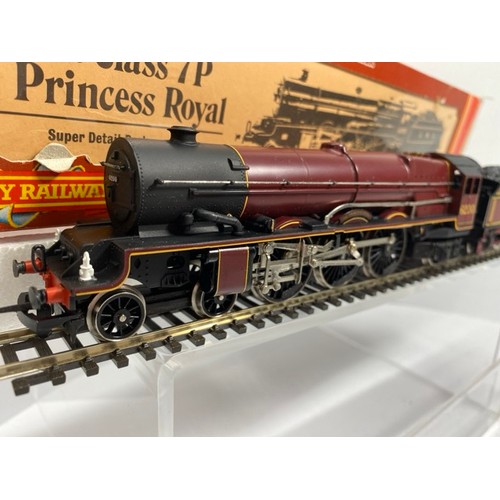 143 - Hornby R050 LMS Class 7P 4-6-2 The Princess Royal loco with Driver OO gauge
Tested Runner - Loco Goo... 