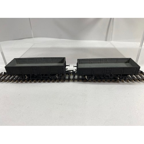 352 - Bachmann 41-0803-12 44 Ton Switcher repainted with four Rolling Stock HO gauge, the loco has been re... 