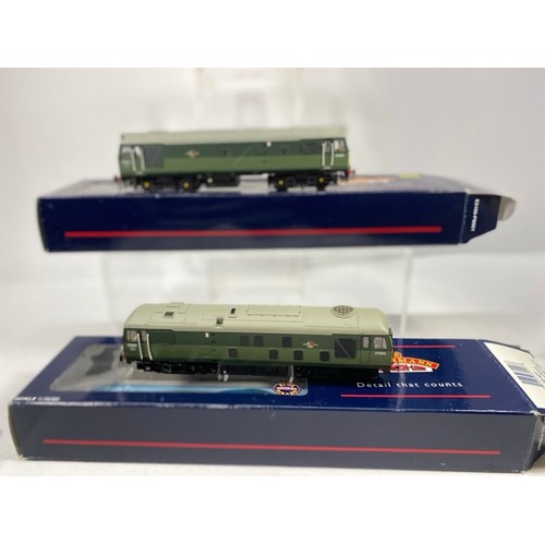 61 - Two Bachmann Diesel Locomotives Class 24 and 25 OO Gauge, Bachmann 32-427 Class 24 Diesel D5085 BR T... 