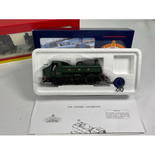 78 - Two OO gauge Locomotives, Hornby 2-8-0 Class 8F/06 DCC and Bachmann 8750 Pannier Tank DC, Hornby R23... 